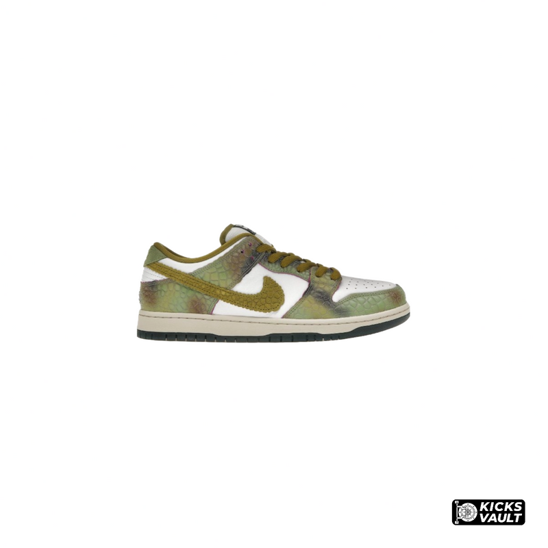 Dunk Low SB Alexis Sablone Chameleon